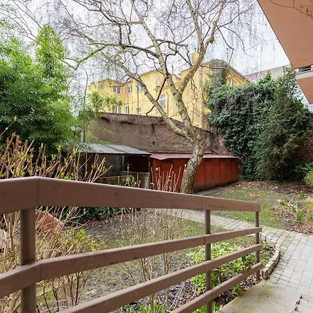 Serenity: Urban Garden Retreat Братислава