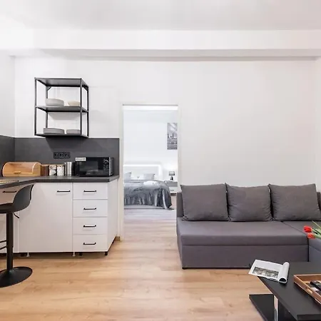 公寓 Serenity: Urban Garden Retreat