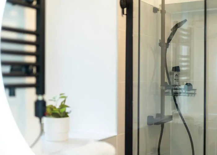 Serenity: Urban Garden Retreat Bratislava