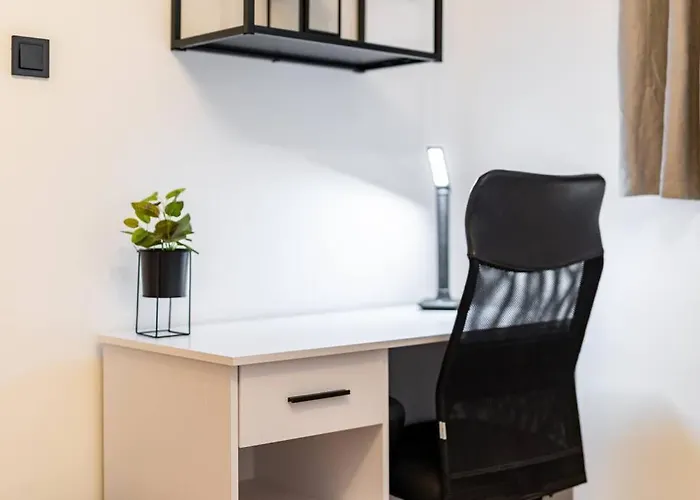 Serenity: Urban Garden Retreat * ブラチスラヴァ