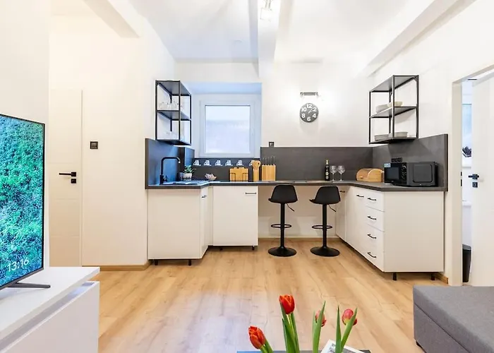 Serenity: Urban Garden Retreat Bratislava